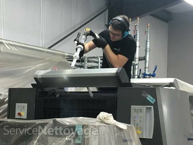 Nettoyage cryogénique d'une machine offset par CRYO'géni